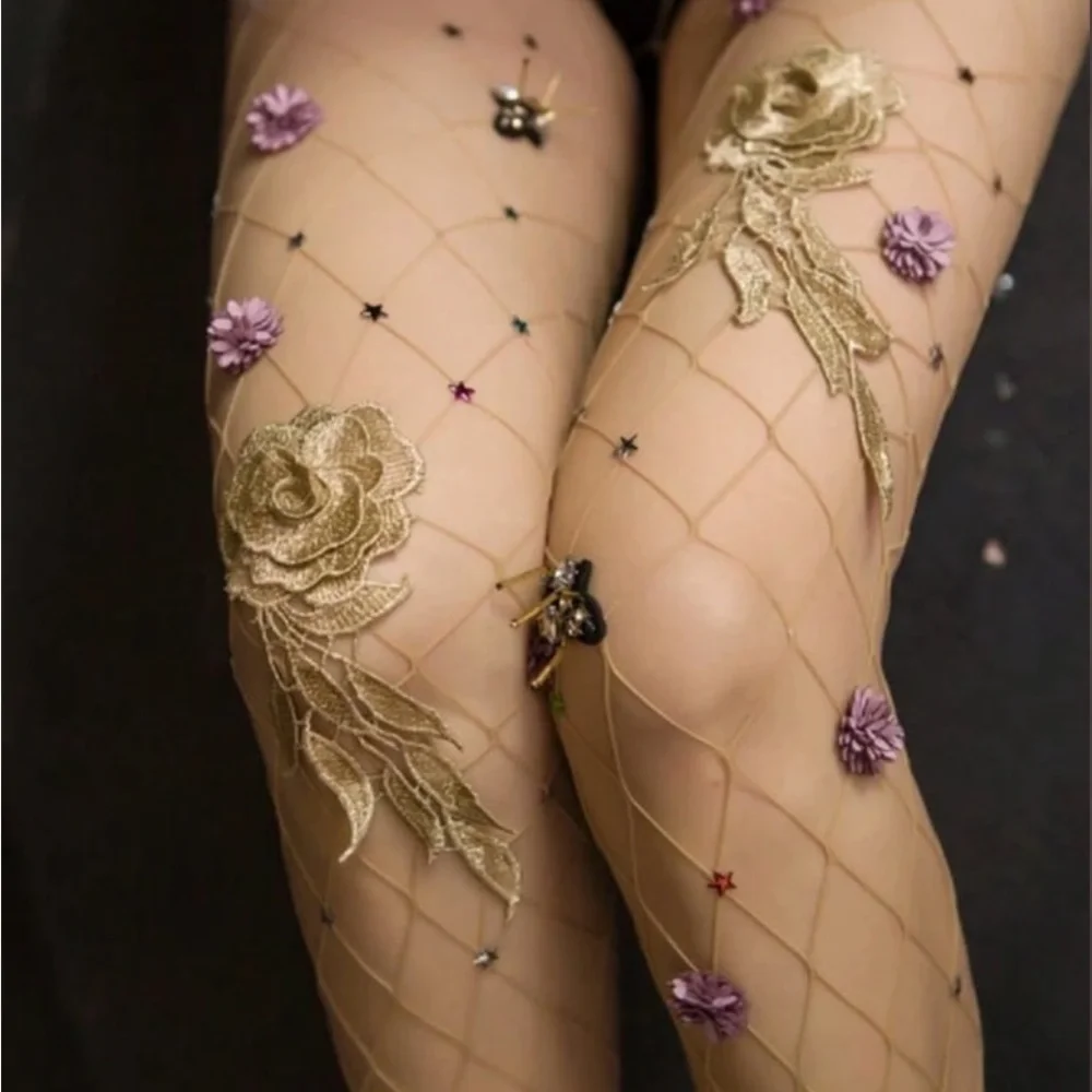 Elegant Floral Embellished Tights - Picture 1 of 6